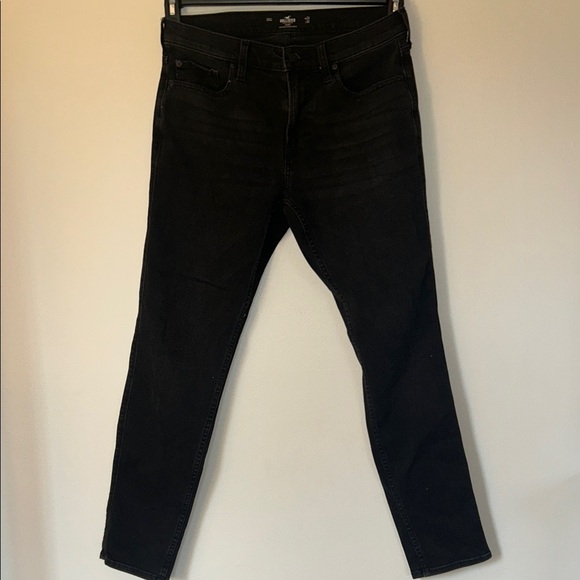 Hollister Men's Dark Skinny Jeans - Picture 1 of 5